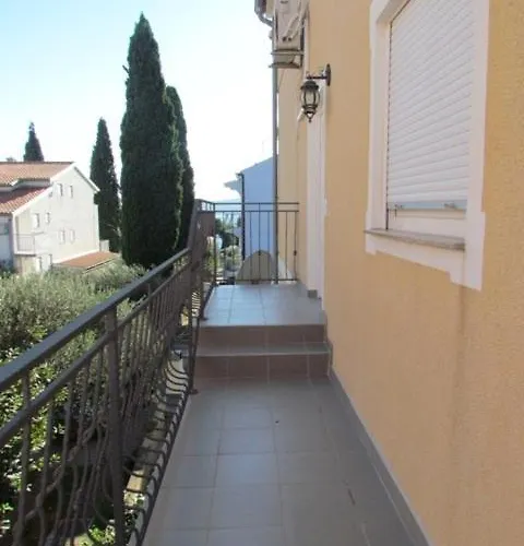 In House Damir Apartmán Sveti Filip i Jakov